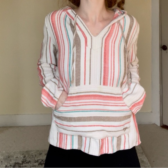 Roxy Multicolored Drawstring Long Sleeve Polo Sweatshirt With Pockets And Hood - Picture 9 of 16